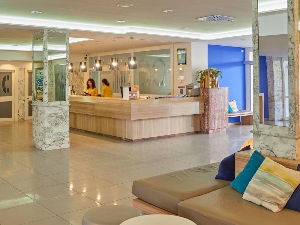 Bq Delfín Azul 4* Port de Alcudia (Mallorca)